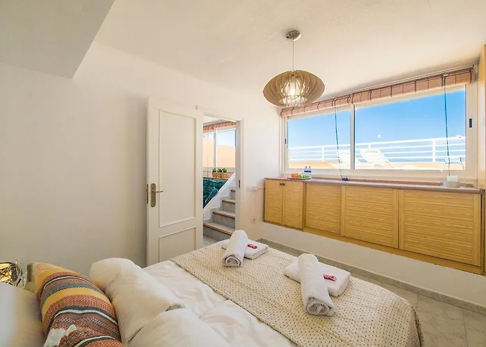 Eva Ocean & Cliff Luxury Los Gigantes Apartment